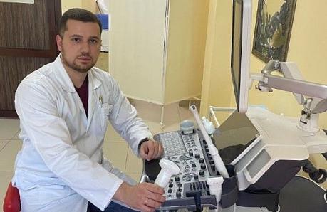 Что лечит врач-уролог и работает ли он с женщинами?